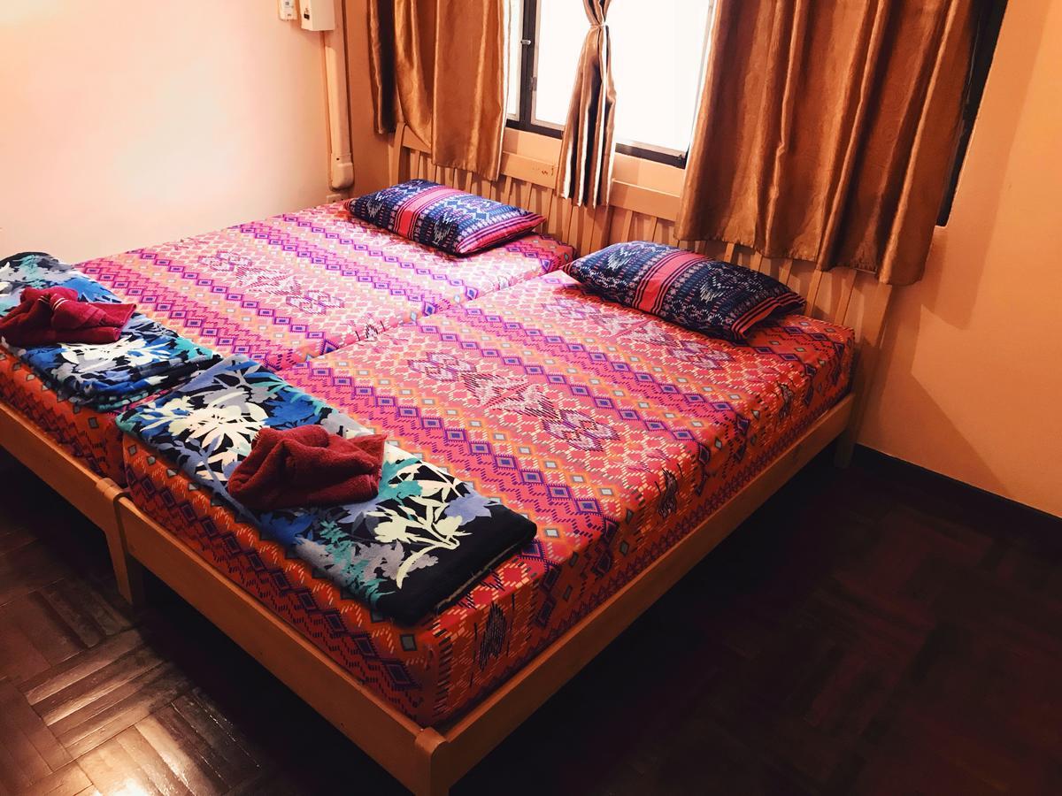 Pailin Guest House Bangkok Buitenkant foto